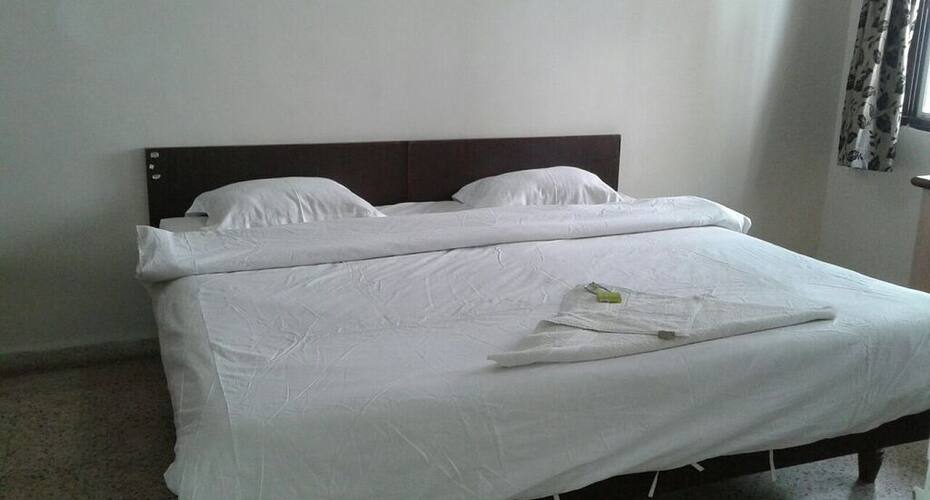 Row House Bungalow, Pune 1